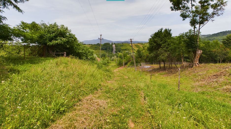 Loc de casă cu construcție în Dezna! - Poză 11