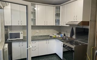 Inchiriere apartament 3 camere - Poză 19