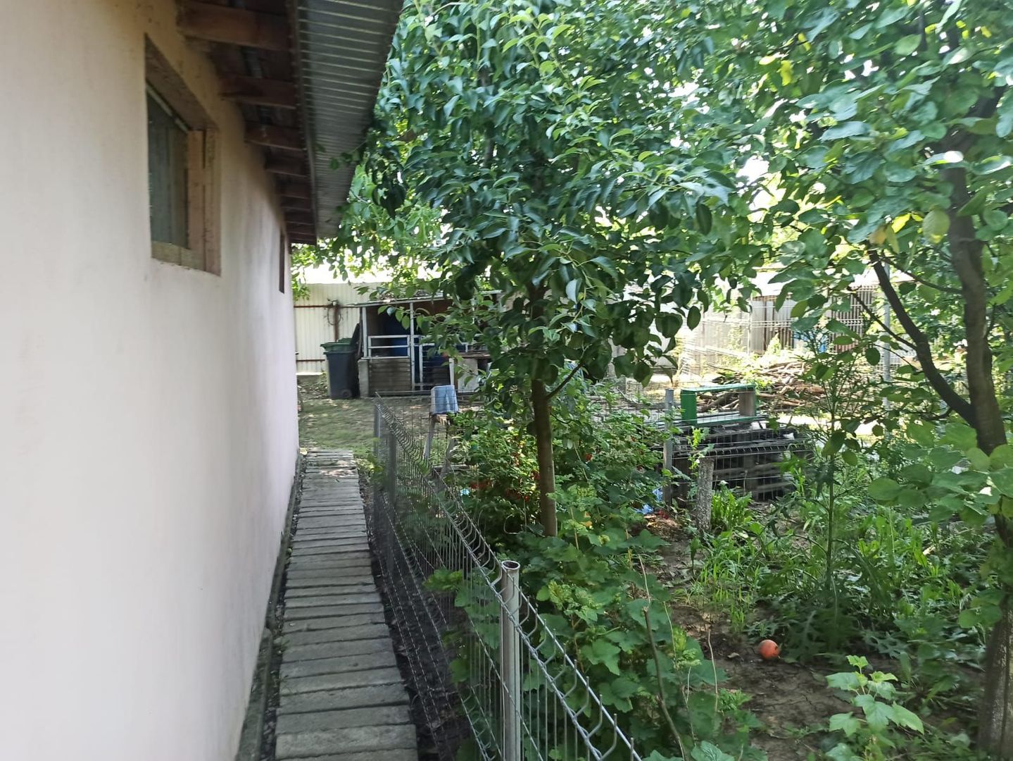 vila indiv+1198mp teren/pe DN4(sosBucuresti) in Frumusani/jud.Calarasi - Poză 57