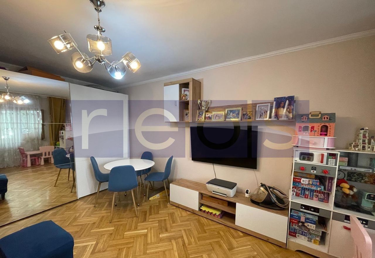 VANZARE APARTAMENT 3 CAMERE DOROBANTI RADU BELLER DECOMANDAT 64MP - Poză 1