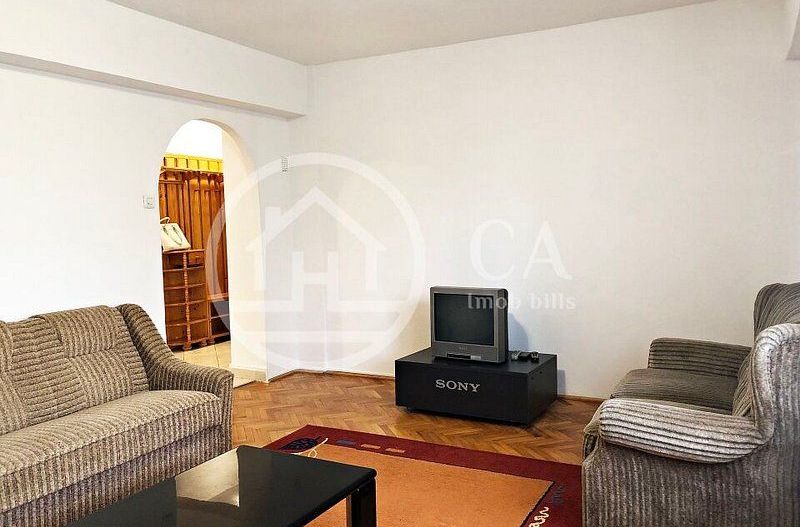 Apartament cu 3 camere de vanzare in zona Centrala, Oradea - Poză 4