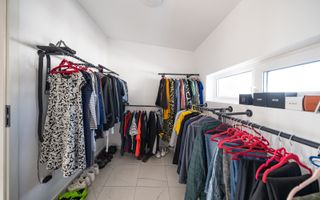 Vanzare vila 4 camere – complet mobilata si utilata, Str Teius - Poză 10