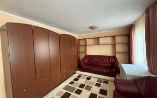 Apartament de vânzare cu 3 camere – Zona Bulevard - Poză 2