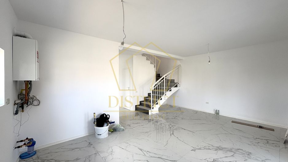 Duplex spațios cu 4 camere si debara |  Mosnita Noua | Sala de Sport - Poză 3