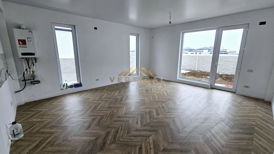 Casa individuala la iesire in comuna Berceni - Poză 5