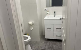 Apartament 2 camere, zona Copou, modern, cu lift - Poză 4