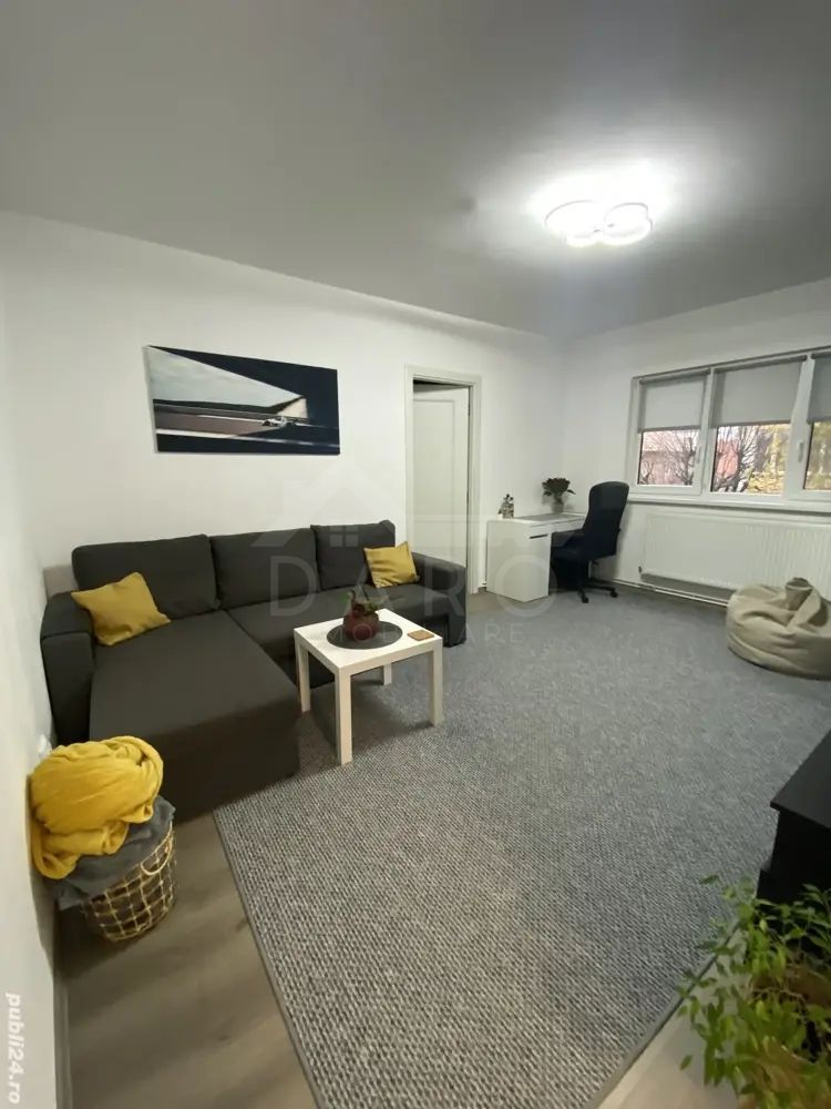 De vânzare apartament 2 camere - Poză 2