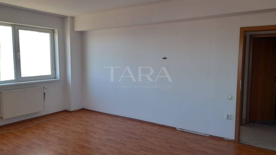 Apartament 2 camere decomandat cu garaj, zona Europa - Poză 2