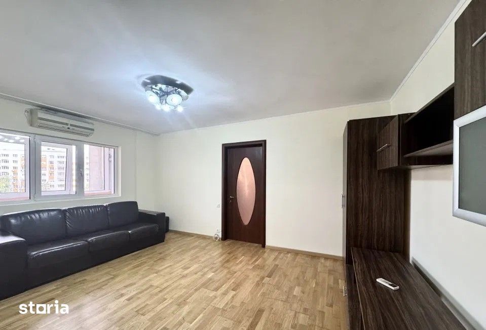 Vanzare Apartament 3 camere  74 mp, bloc reabilitat, et 4/10 Șoseaua Alexandriei - Poză 2