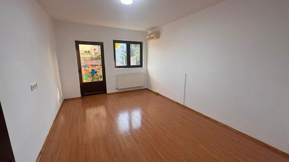 Casa de inchiriat Timpuri Noi 204 m - Poză 9