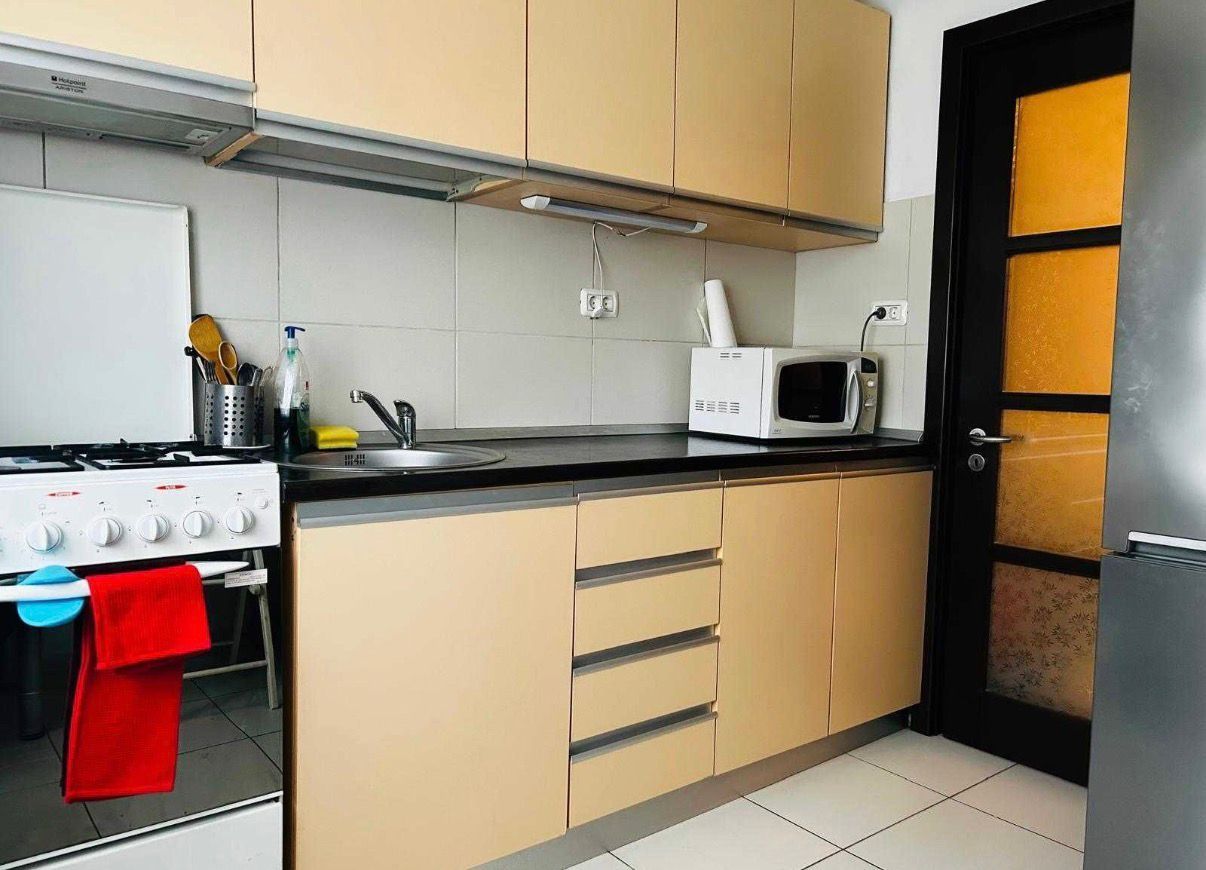 AP. 3 CAMERE TITAN, LOC PARCARE, BLOC REABILITAT, METROU 5 MINUTE - Poză 1