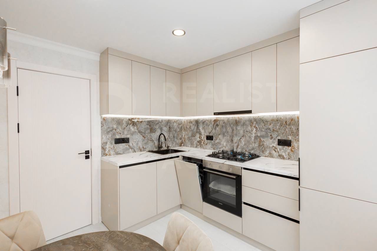 Vânzare, apartament, 2 camere + living, str. Saharov, Râșcani - Poză 4