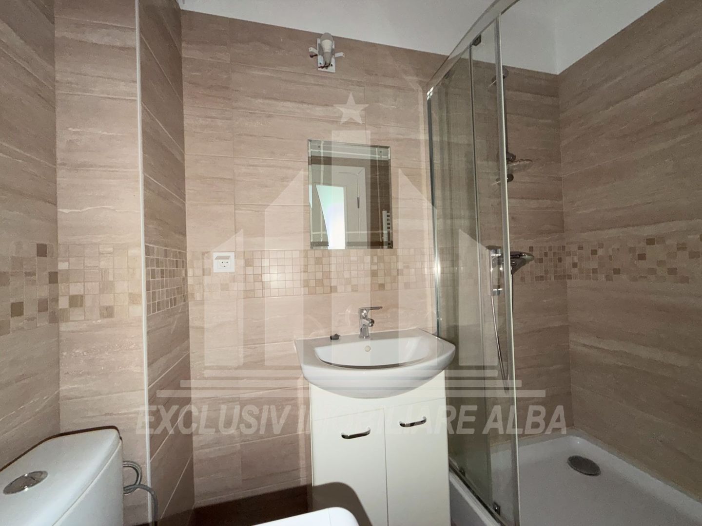 Apartament cu 1 camera | 38 mp | Etaj 2 | Boxa | Centru - Poză 3
