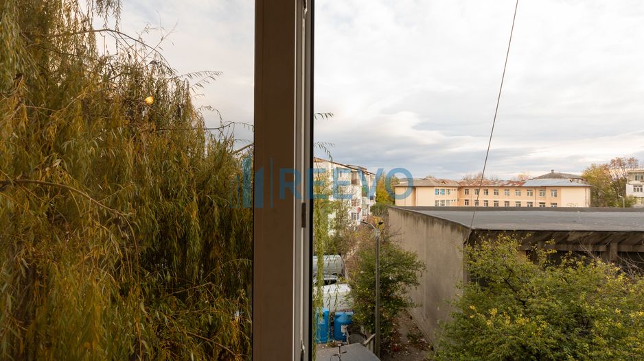 Apartament de vânzare etajul 3, str. Alecu Russo, Bacău - Poză 21