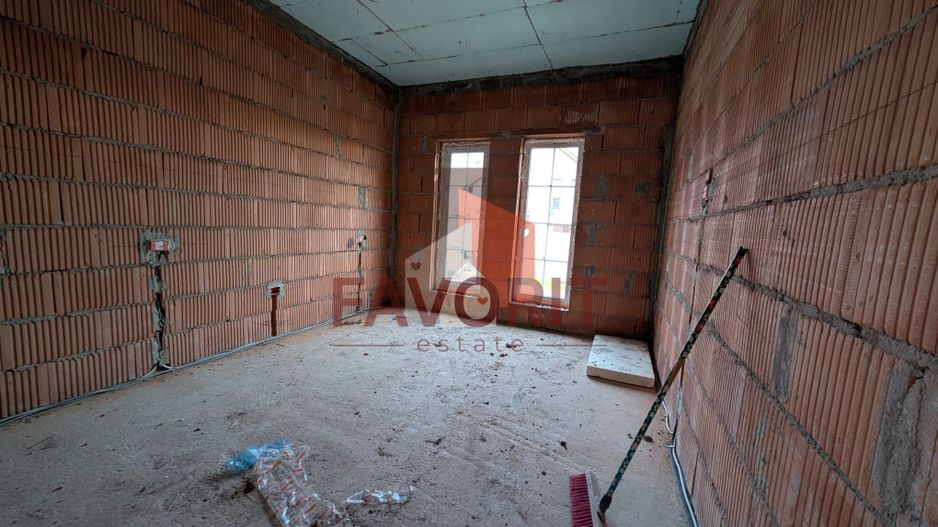 Casă individuală | Parter | Toate utilitatile | Finisaje premium | Curte | Pod - Poză 5