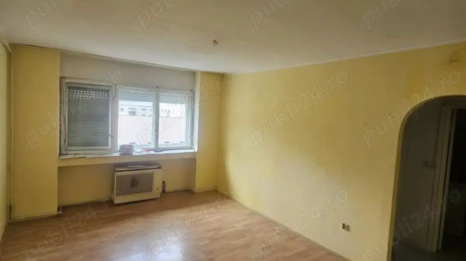 BRASADAS vinde apt 3 cam NEFINISAT etaj 4/4 in Micro 16. - Poză 6