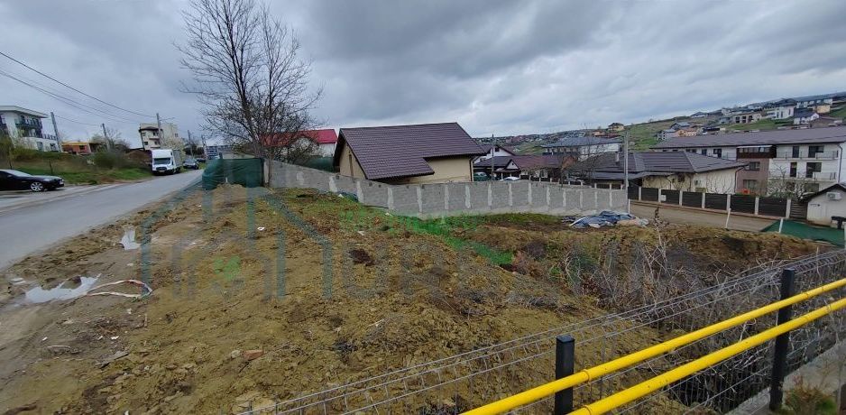 Teren intravilan Hlincea Mănăstirea Cetățuia 658 mp | 2 deschideri - Poză 5