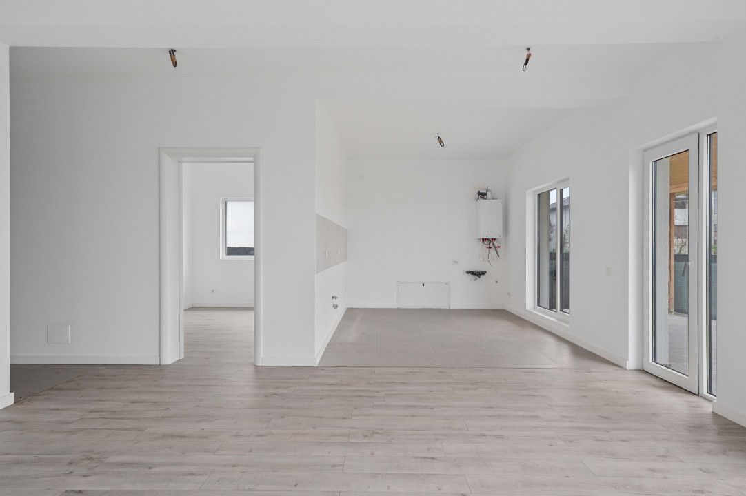 Casa Crevedia Parter Individuala - Comision 0 - Poză 3