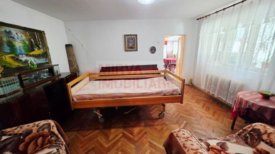 Casă 4 camere, teren 315 mp, garaj – Cantacuzino, Ploiești - Poză 34