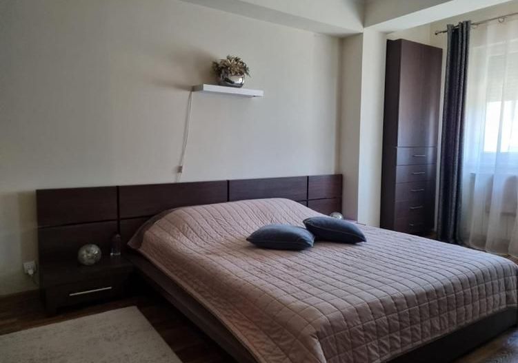 Giroc-UM | 2 Camere | Mobilat si Utilat | Loc de parcare - Poză 9