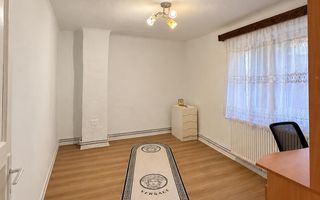 Casa de vanzare 1500 mp Cugir zona linistita - Poză 7