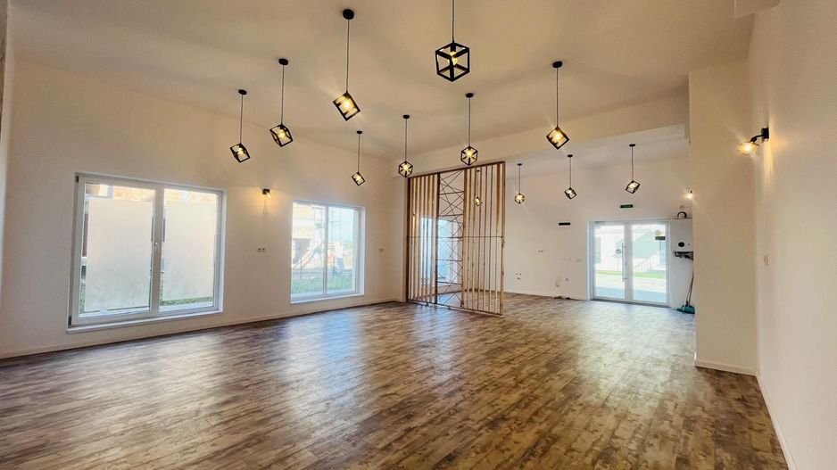 Spatiu comercial de vanzare in Selimbar - Poză 4