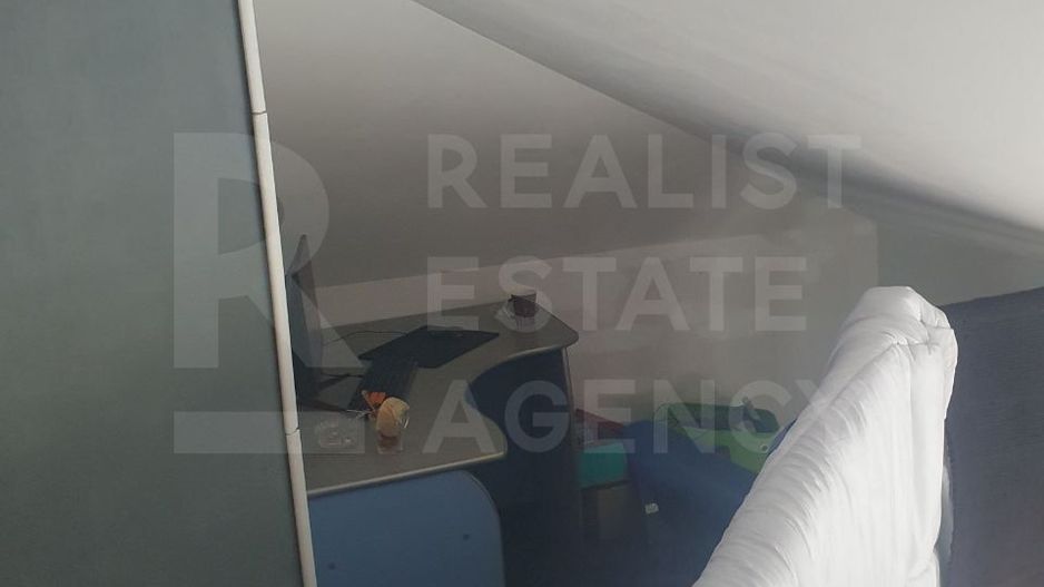 casa cu 2 nivele - Poză 3