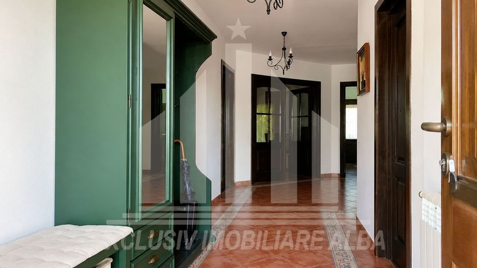 Casa individuala | De vanzare | 310 mp | 560 mp teren | Alba-Micesti - Poză 2