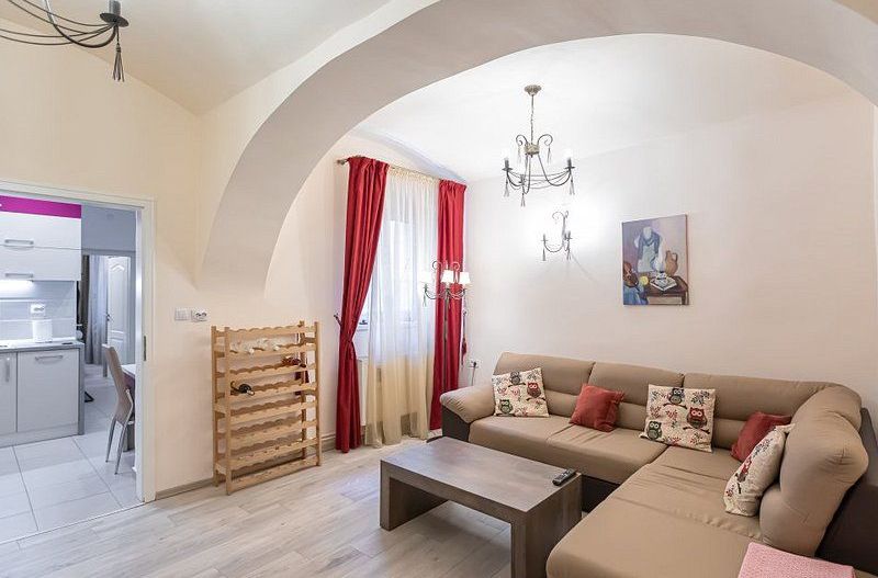COMISION 0% | Apartament 2 camere de închiriat | Centrul Istoric, Str. Nicolae B - Poză 1