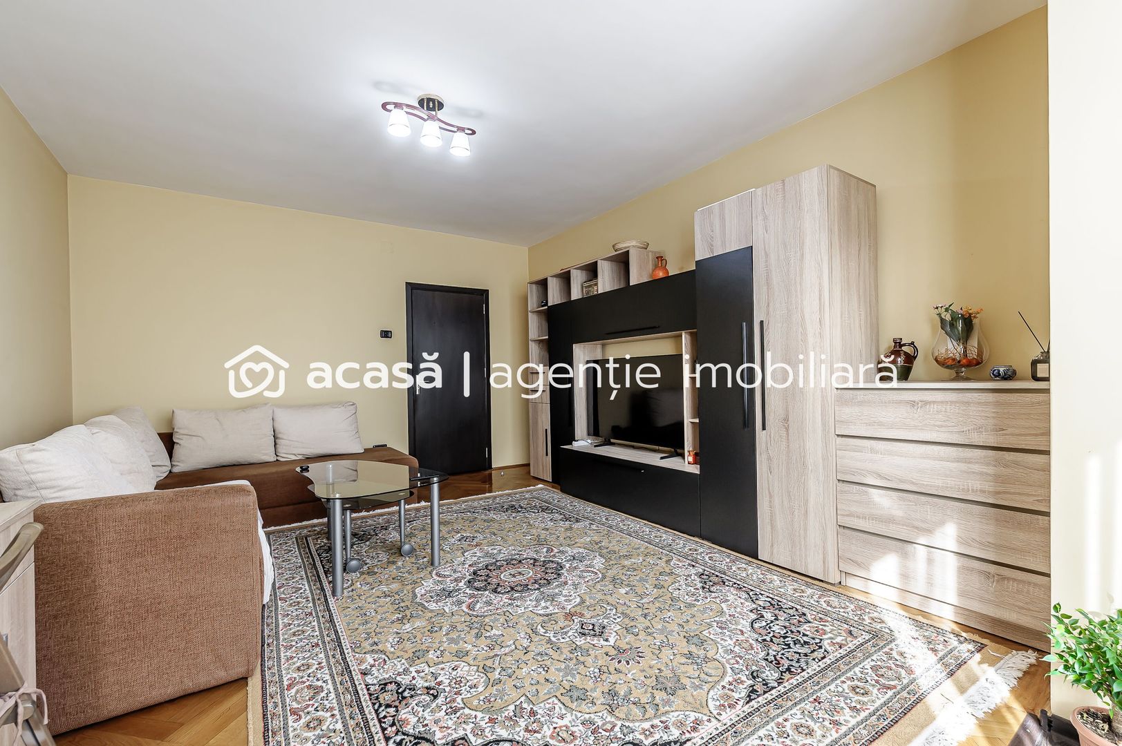 DE ÎNCHIRIAT! Apartament spațios, 2 camere decomandat, Podgoria Arad - Poză 3