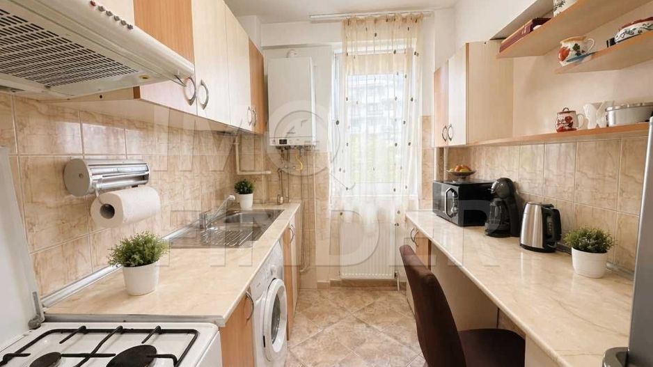 Apartament semidecomandat | 43 mp | Etaj 5 | Balcon închis | Mobilat complet - Poză 2