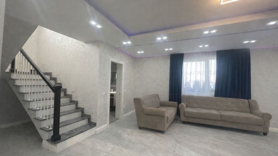 Casa moderna 210 mp | Zona centrala | Cartier privat - Poză 2