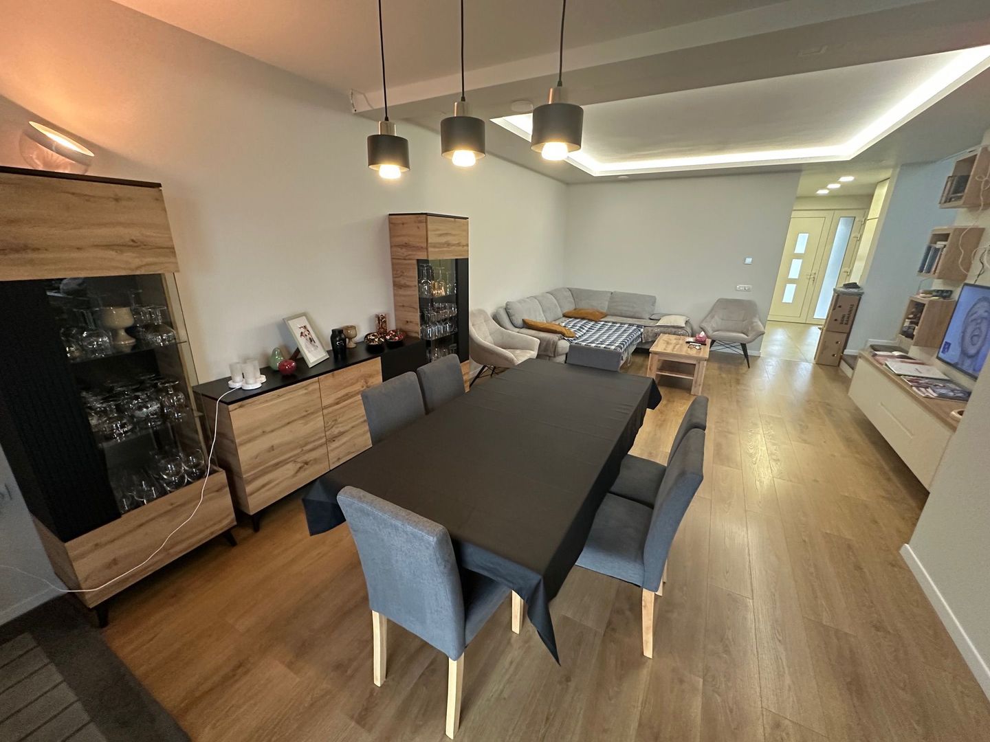Duplex deosebit cu garaj și subsol - Poză 12