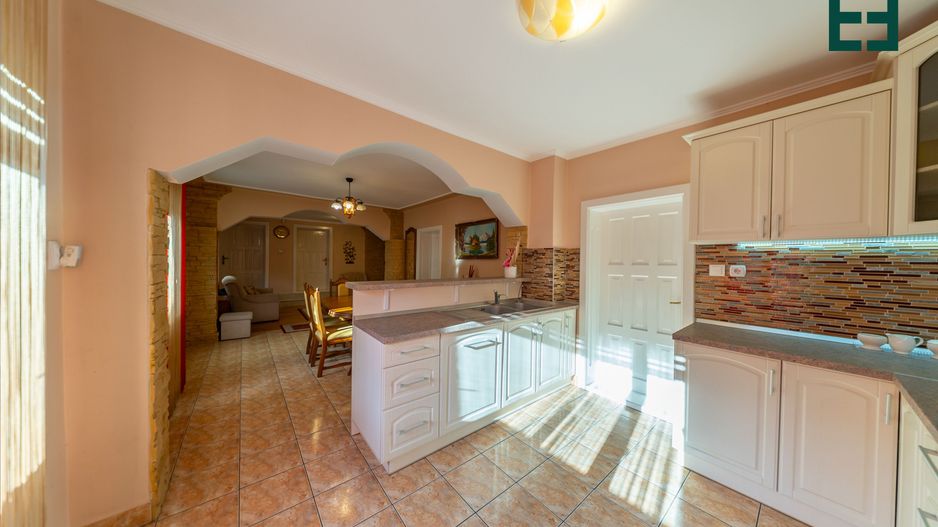 Casă 10 camere cu destinații multiple -  Pâncota - Arad - Poză 9