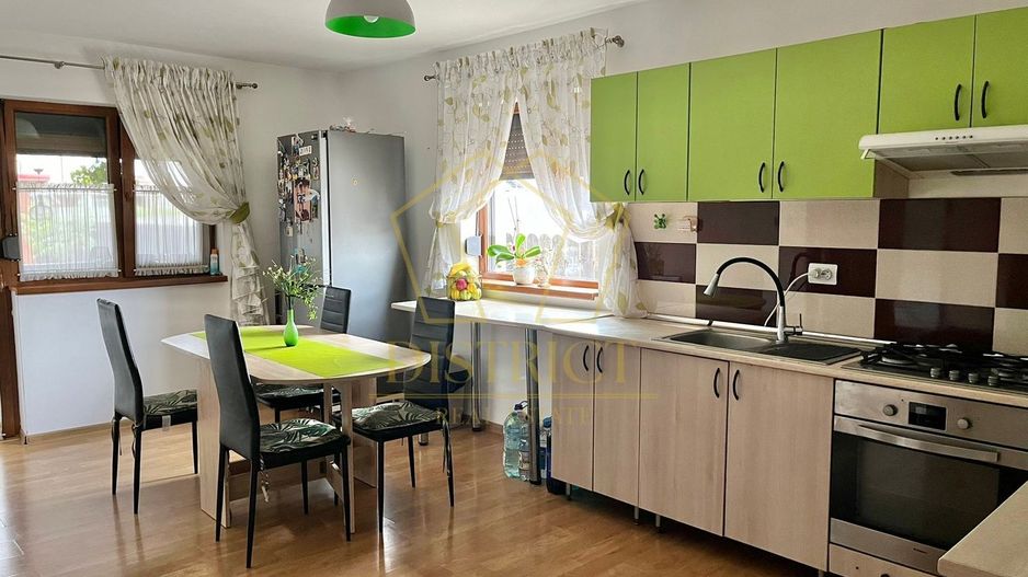 Duplex cu 4 camere si 2 bai complet mobilat si utilat in Giroc langa Zone 2. - Poză 5