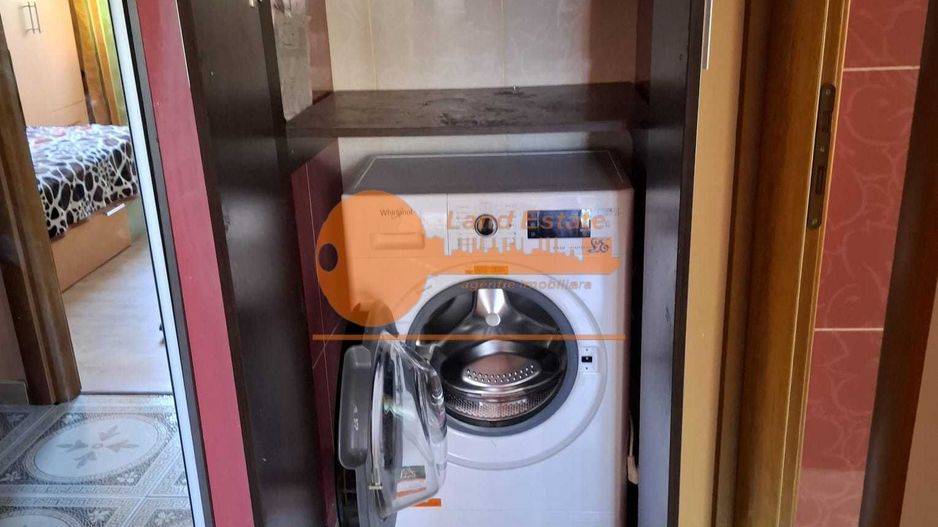 Apartament cu 3 camere in zona Pacii(Bloc Reabilitat-Centrala Proprie) - Poză 8