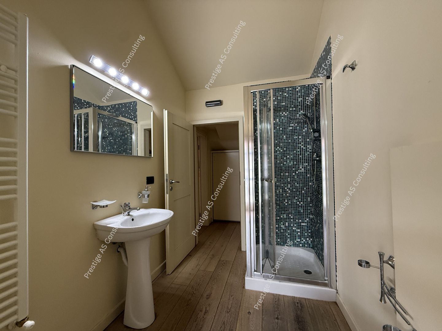 Cladire istorica integral inchiriata | 1.300 mp | colt de strada | Iosefin – TM - Poză 10