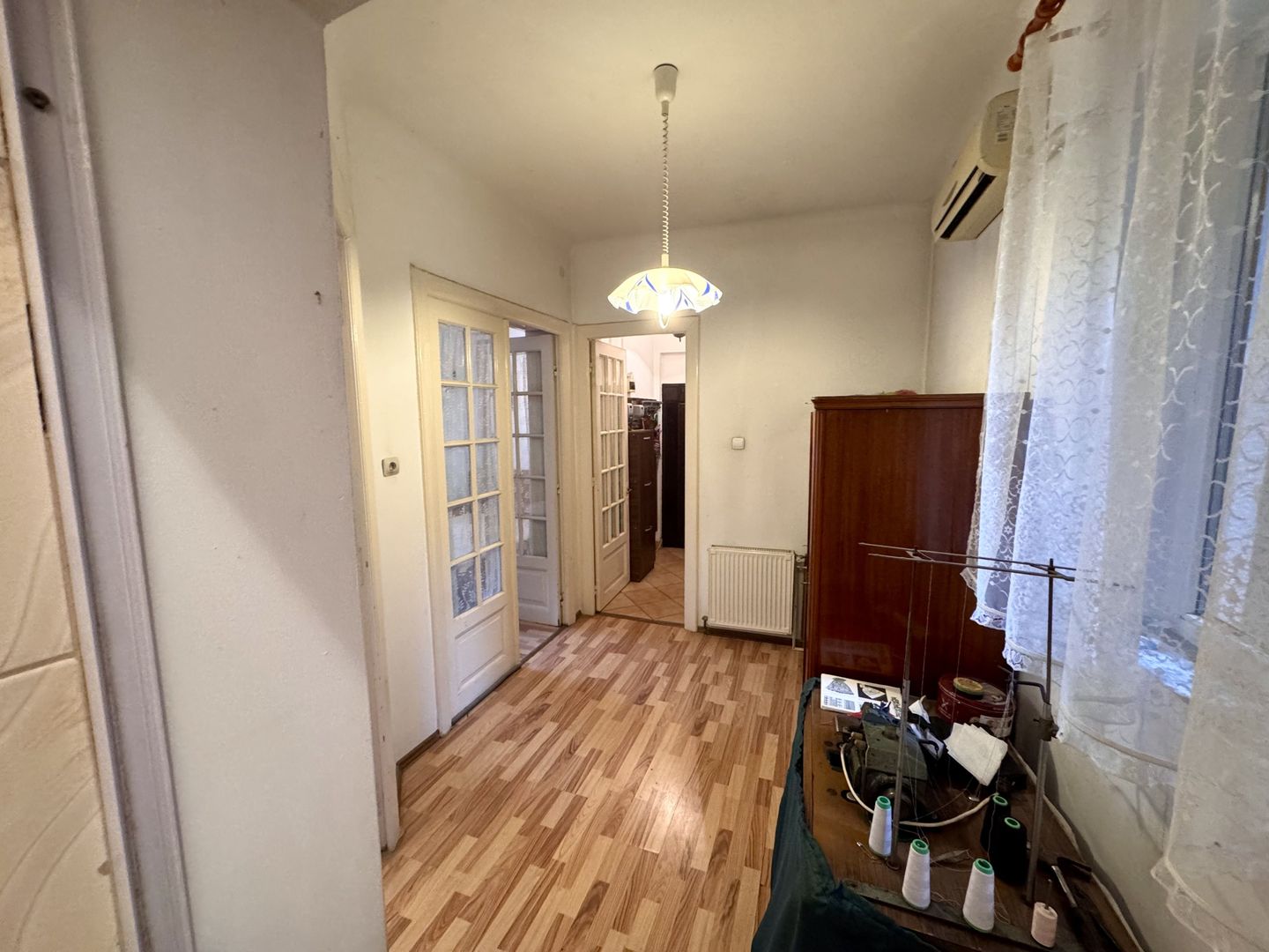 Apartament în Vila Interbelica | Centrală proprie - Poză 2