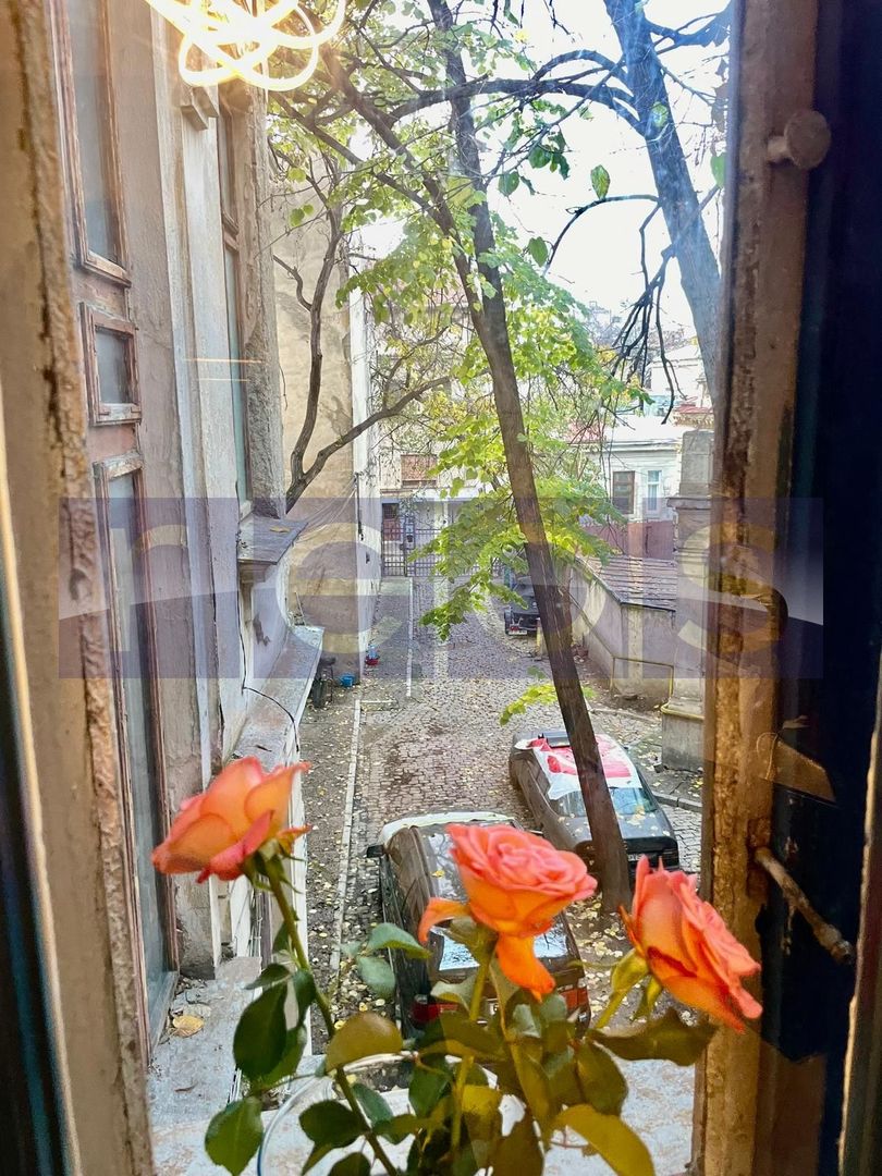 VANZARE APARTAMENT 2 CAMERE VILA INTERBELICA PARCARE PRIVATA UNIRII UNIVERSITATE - Poză 13