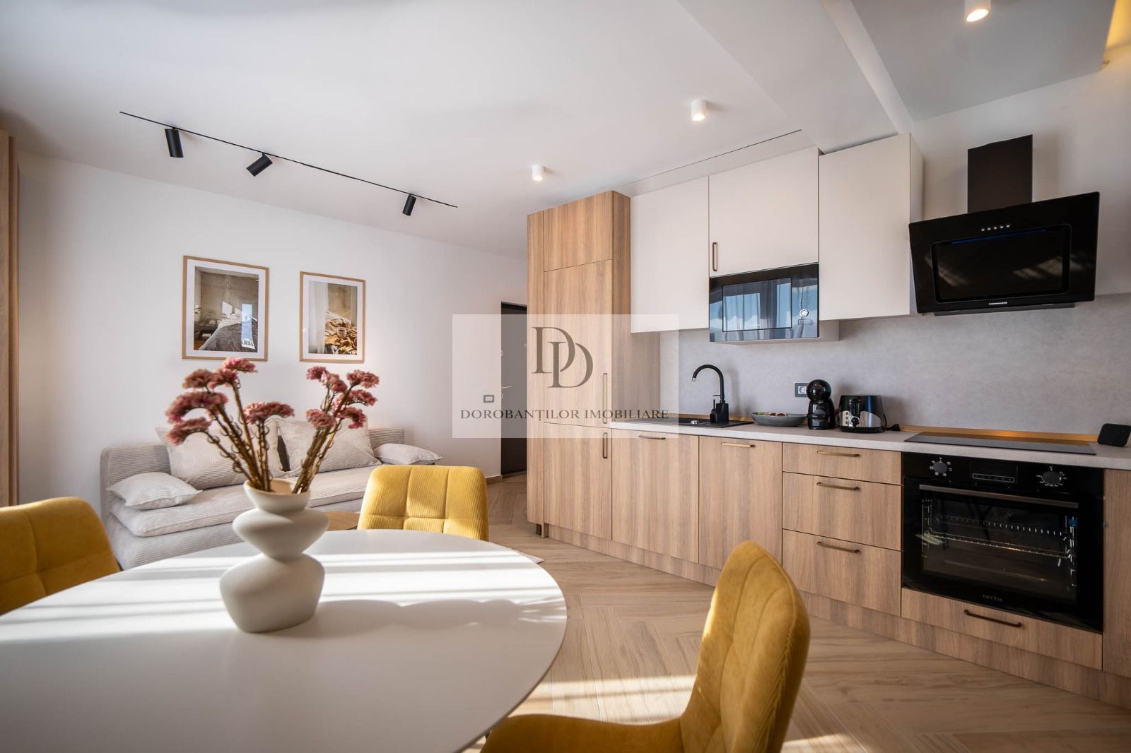 Penthouse LUX cu terasă 150 mp & jacuzzi | Iulius Mall – FSEGA - Poză 1