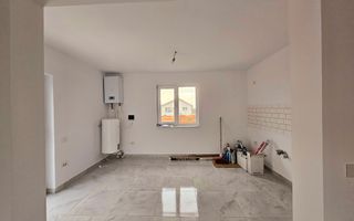 Casa pe un singur nivel cu 3 camere - com Berceni - Poză 6