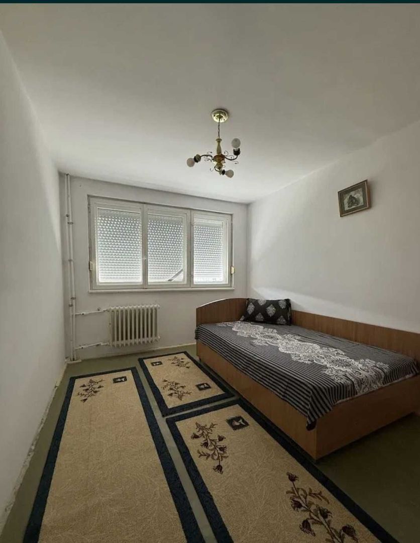 apartament de vanzare - Poză 2