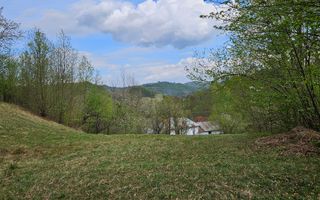 Teren intravilan 1454 mp la marginea padurii zona locuita de case! - Poză 2