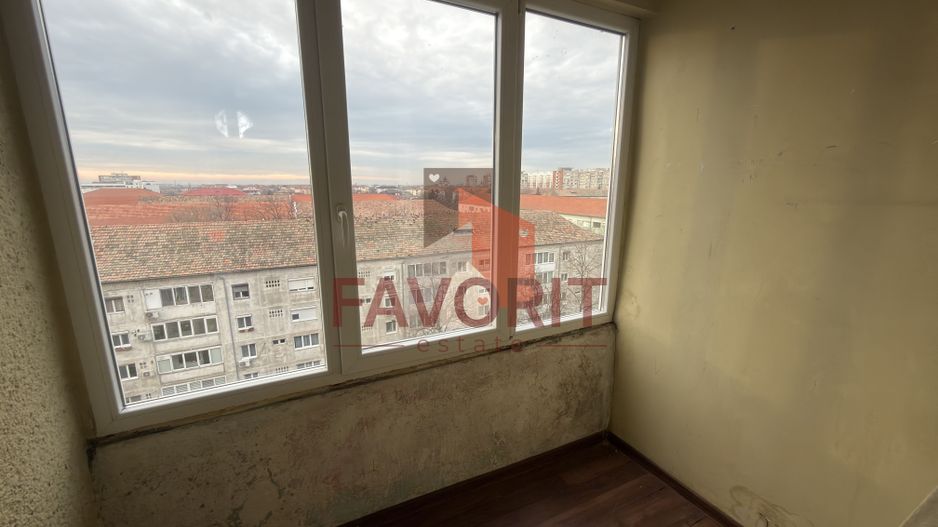 Etaj intermediar. Zona excelenta. Disponibil imediat - Poză 7