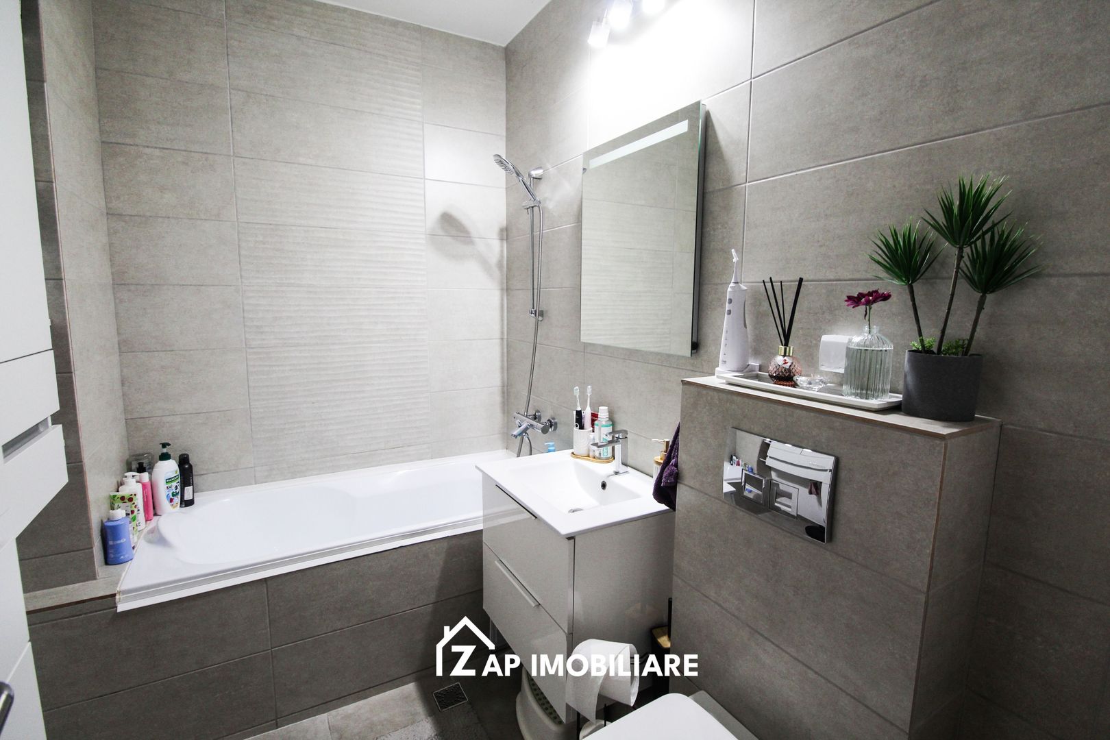 Tudor - Ap modern decomandat 2 camere - 52 mp - Str Selimbar - Poză 12