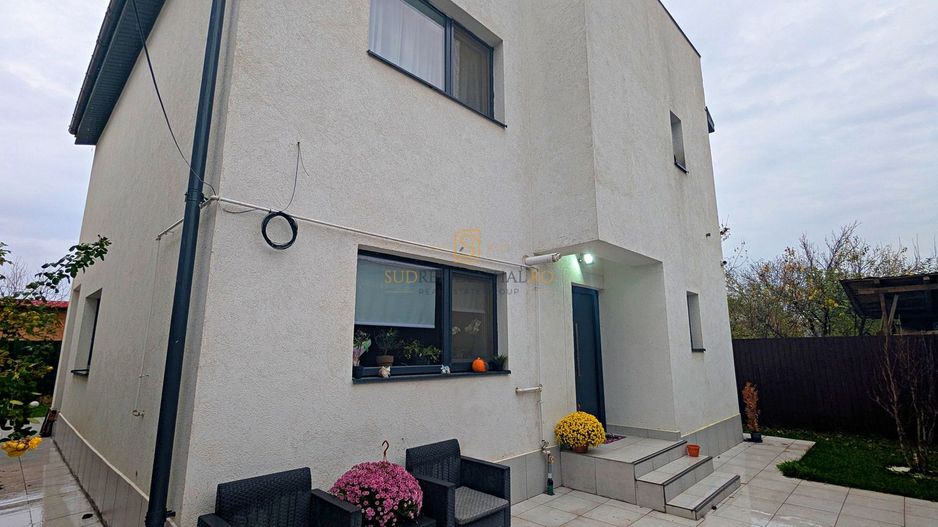 Casa individuala 4 camere, teren 234,mp, P+1 , Bd 1 Mai, Com Berceni - Poză 24