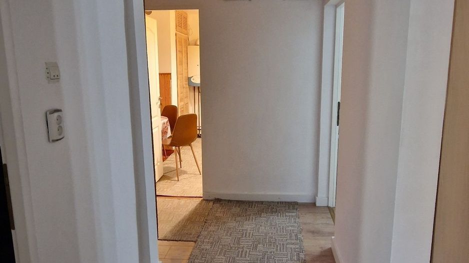 BRASADAS vinde ap 3 cam etaj 4/4 in Micro 16. - Poză 5