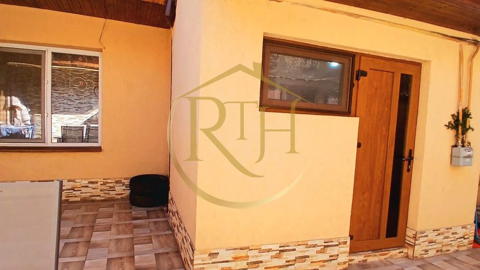 Oferim spre vanzare un Apartament la curte comuna, in zona Odobescu. - Poză 17