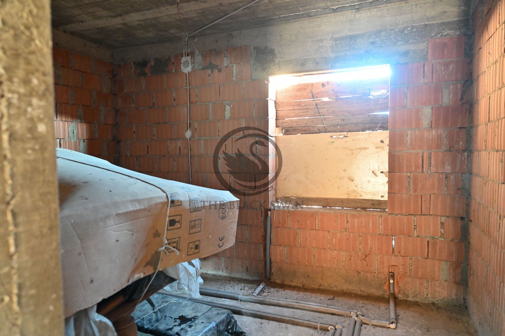 Casa la rosu de vanzare | Iordacheanu - Valea Cucului | Comision 0% - Poză 15