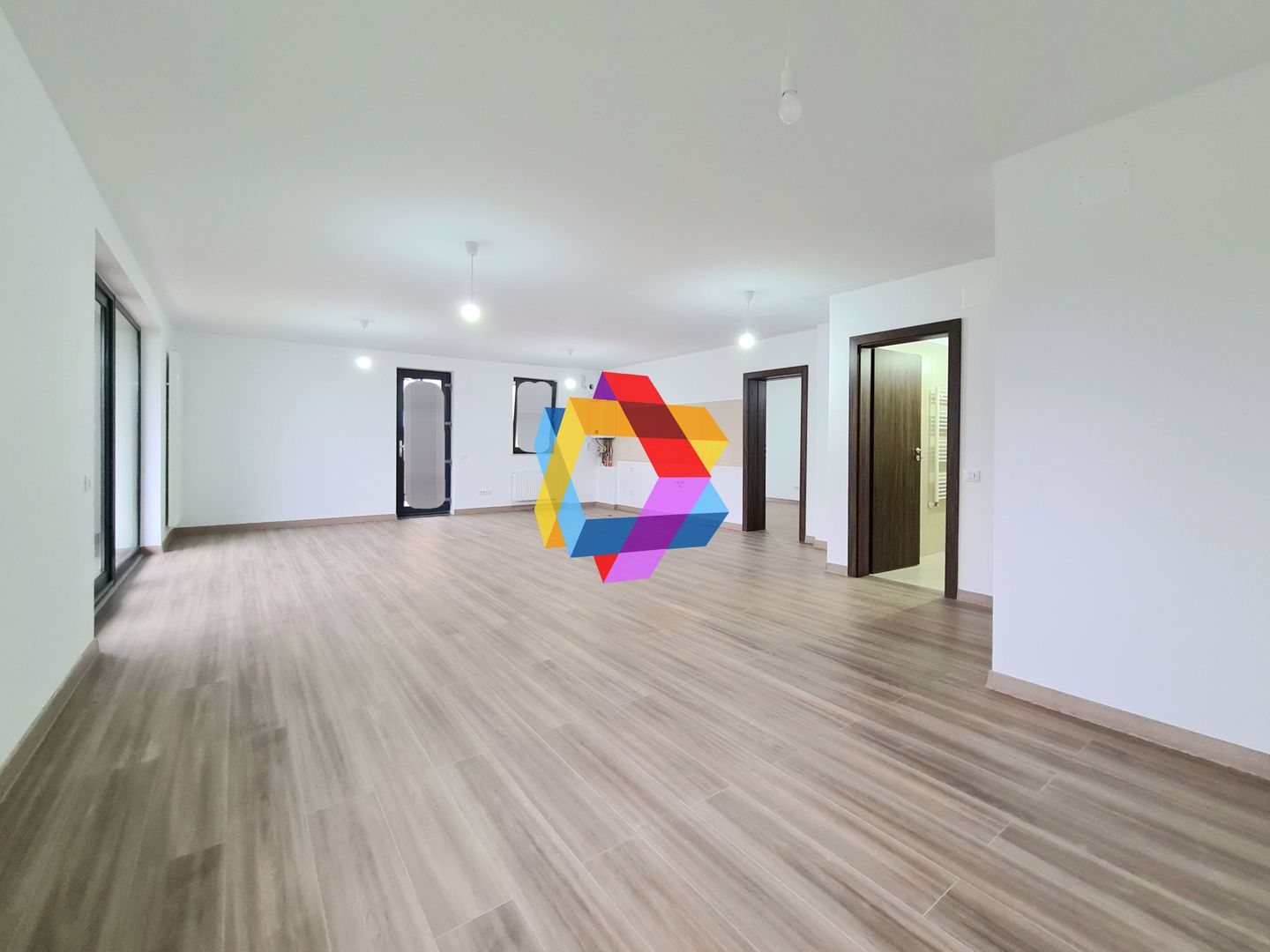 Spatiu comercial de închiriat Brasov - 101 mp # plus-imo.ro - Poză 2